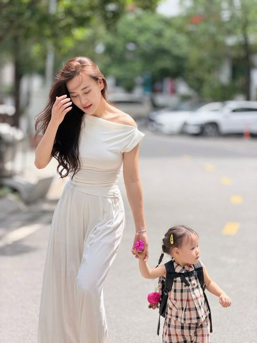 Diễn viên Phương Oanh - quê ở Ninh Bình