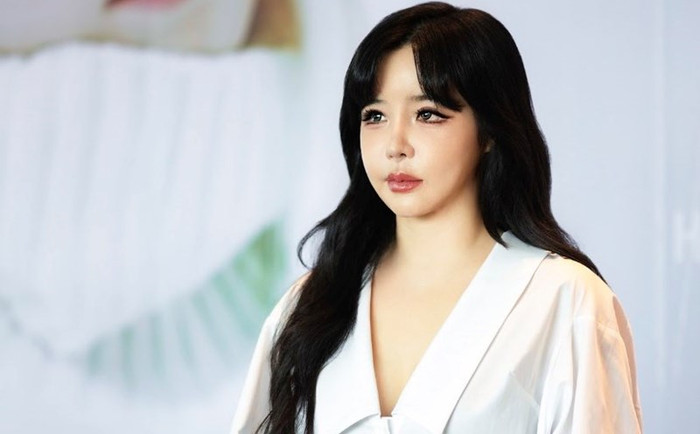 Park Bom tung ca khúc sáng tác bằng AI, tiếp tục nhắc đến Lee Min Ho Ảnh 1