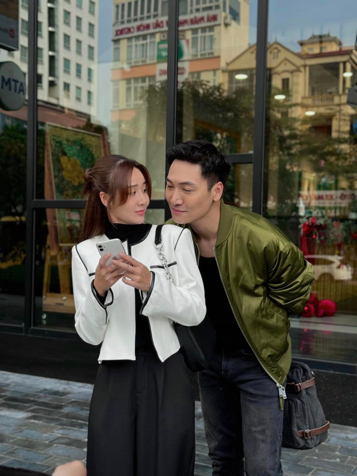 Huyền Lizzie và Mạnh Trường từng 'hoá thân' thành một cặp đôi đầy tình tứ ở trên màn ảnh nhỏ. Ảnh: FBNV