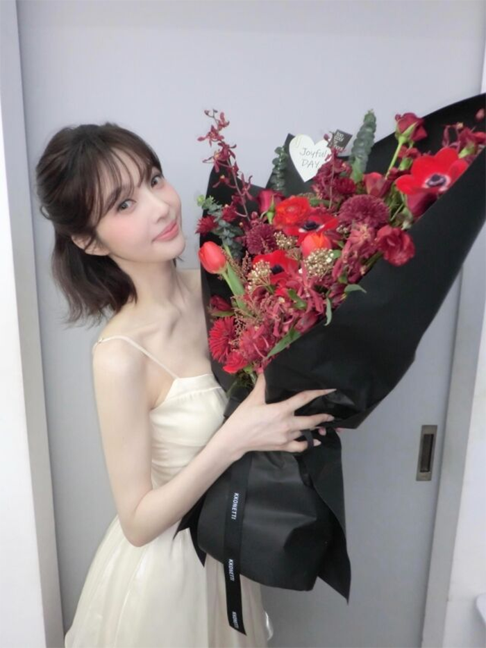 Joy (Red Velvet) gây chú ý với vóc dáng ngày càng mảnh mai, khán giả tranh luận trước diện mạo mới Ảnh 2
