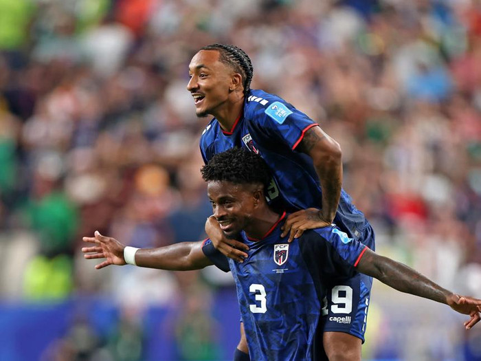 Cabo Verde viết nên câu chuyện cổ tích đẹp nhất tại World Cup 2026 khi cầm hòa Saudi Arabia với tỷ số 0-0 ở lượt trận cuối bảng H, qua đó giành vé vào vòng 1/16. Ảnh: FIFA
