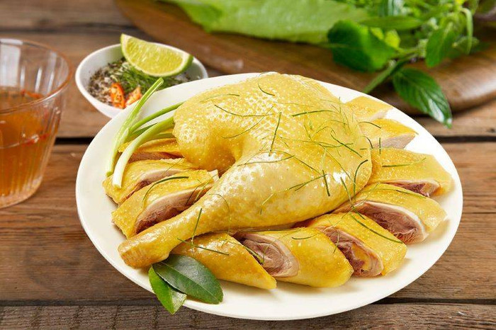 Giống gà 'tiến vua' nặng tới vài kg, chỉ Bắc Ninh quê Hoà Minzy mới có Ảnh 3