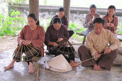 Người dân xứ Nghệ với tính cách cần mẫn, chịu thương chịu khó.