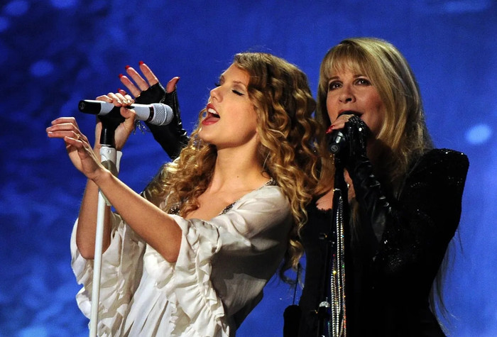 Xôn xao danh tính hai huyền thoại âm nhạc sẽ biểu diễn tại đám cưới Taylor Swift Ảnh 2