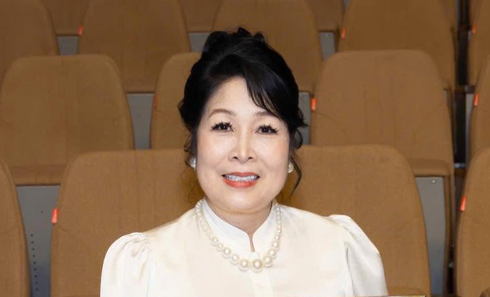 NSND Hồng Vân có tin vui khi phim Nhà Mình Đi Thôi bất ngờ được lựa chọn trình chiếu phục vụ khán giả. Ảnh: FBNV