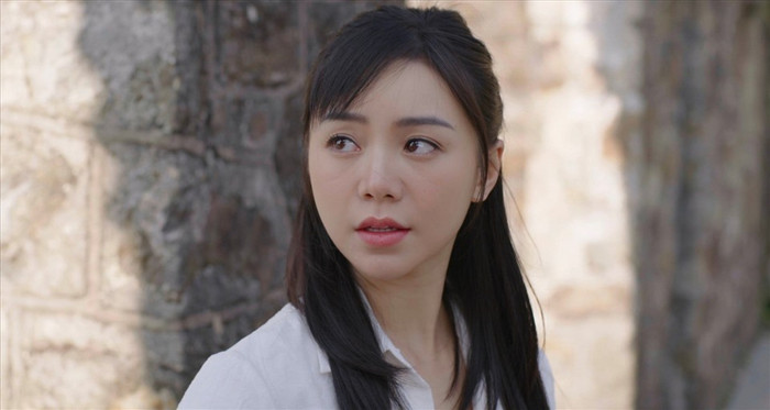 Nữ diễn viên nổi bật với vai Hạnh trong phim Đừng Làm Mẹ Cáu.