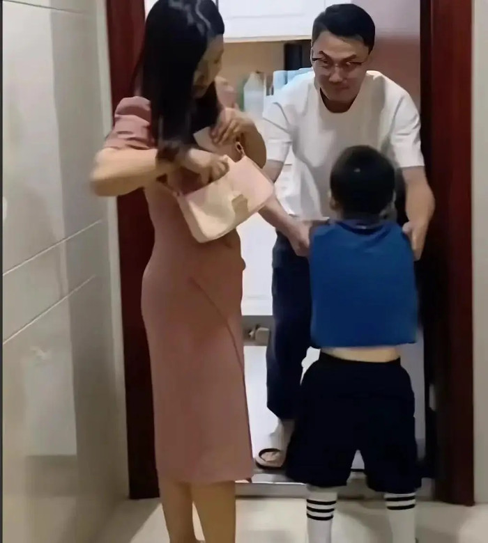 Cứu bé trai đuối nước, người đàn ông nhận 38 triệu rồi làm một việc khiến ai cũng rơi nước mắt Ảnh 4