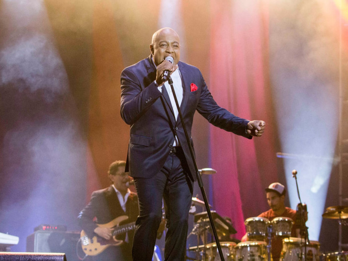 Celine Dion đau buồn trước sự ra đi của danh ca Peabo Bryson Ảnh 3