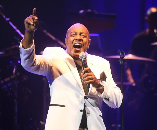 Celine Dion đau buồn trước sự ra đi của danh ca Peabo Bryson Ảnh 5