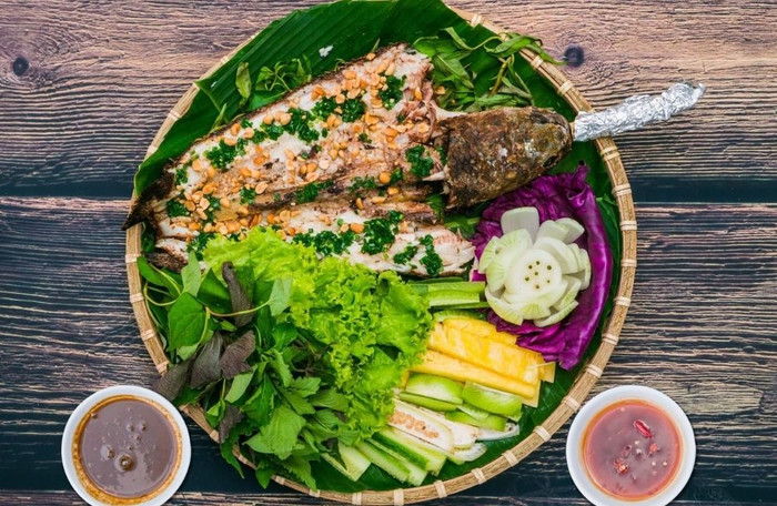 Về quê Hồ Văn Cường ăn gì để hiểu hương vị đất sen hồng? Ảnh 3