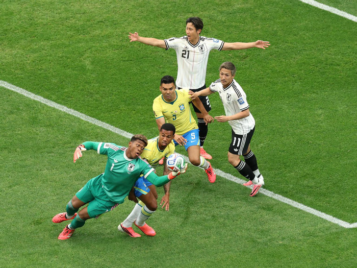 Nhật Bản bị Brazil lấn lướt trong phần lớn thời gian thi đấu. Ảnh: FIFA