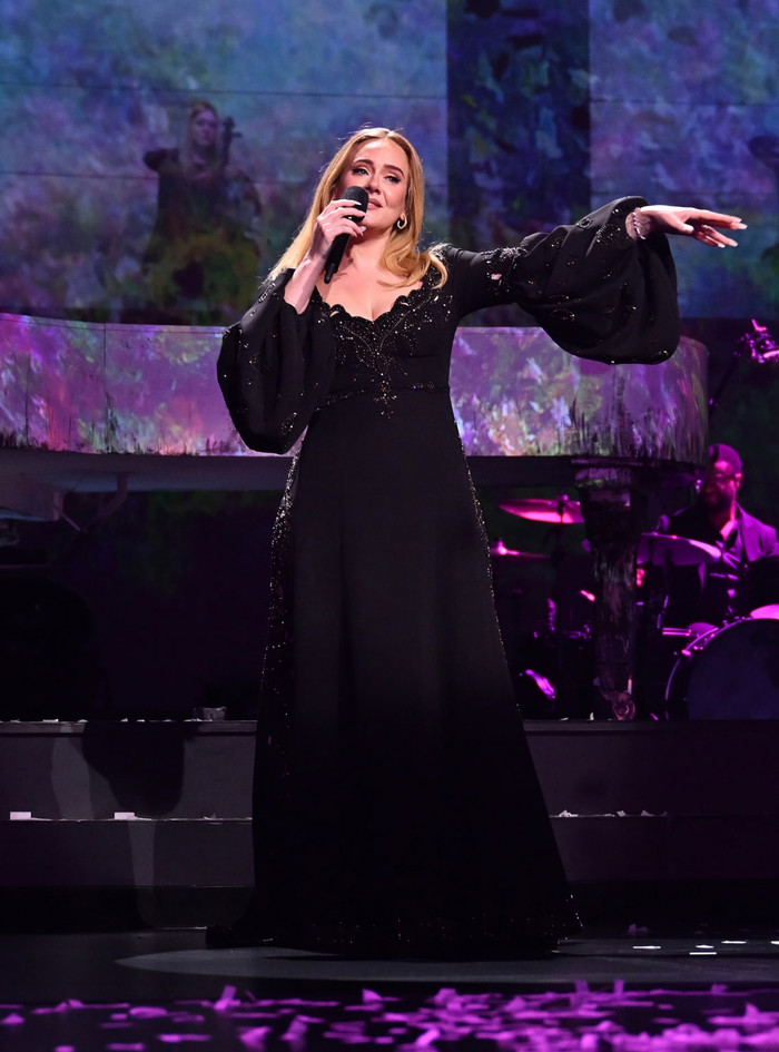 Adele lộ diện sau gần 2 năm ở ẩn Ảnh 4