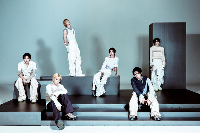 BOYNEXTDOOR lập kỷ lục mới với album đầu tay: Từ triệu bản bán ra đến cú bứt phá trên Billboard Ảnh 1