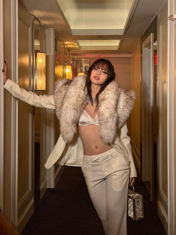 Lisa trong những năm gần đây luôn nỗ lực làm mới bản thân thông qua việc 'thử sức' với nhiều lĩnh vực. Ảnh: IGNV