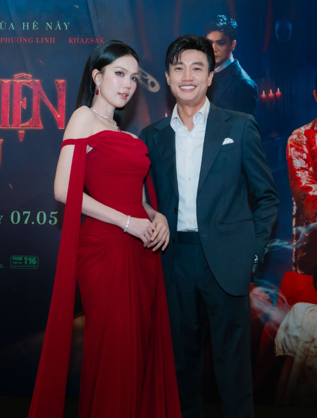 Trong khi Quốc Trường tập trung cho các dự án điện ảnh mới, Ngọc Trinh cũng trở lại màn ảnh với vai diễn mang màu sắc kinh dị.