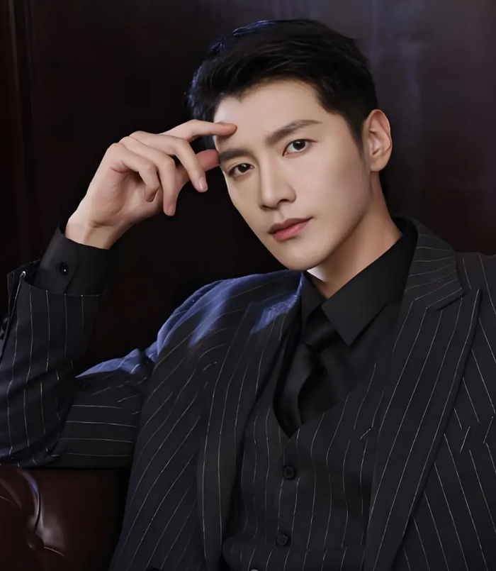 Diễn viên Triệu Kim Kim Trạch qua đời ở tuổi 33, để lại nhiều tiếc nuối cho đồng nghiệp và khán giả. Ảnh: Weibo