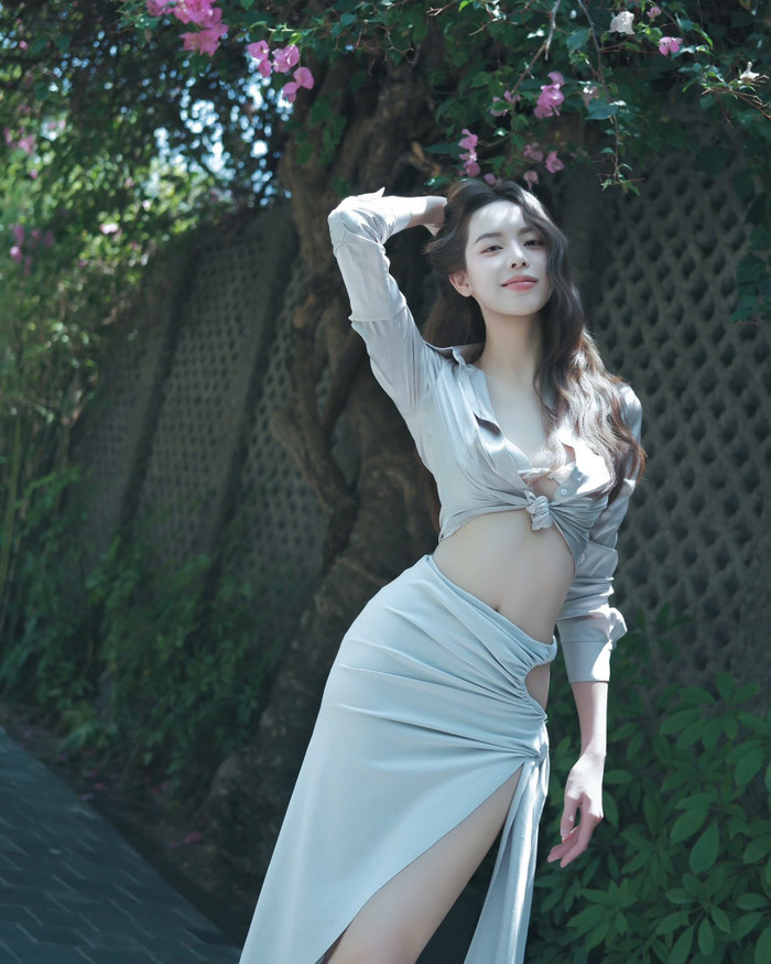 Dù chưa lựa chọn con đường diễn xuất như nhiều đồng nghiệp, Thanh Thủy cũng không đóng khung bản thân trong một hình ảnh cố định.&nbsp;
