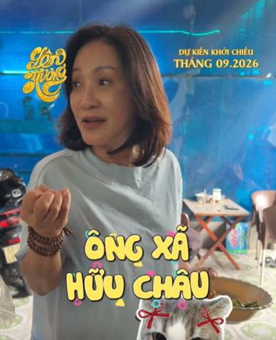 Diễn viên Hồng Đào bất ngờ gây chú ý khi vui vẻ gọi NSƯT Hữu Châu là “ông xã”.