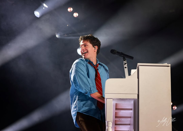 Charlie Puth hủy show sát giờ G, người hâm mộ lo lắng Ảnh 4