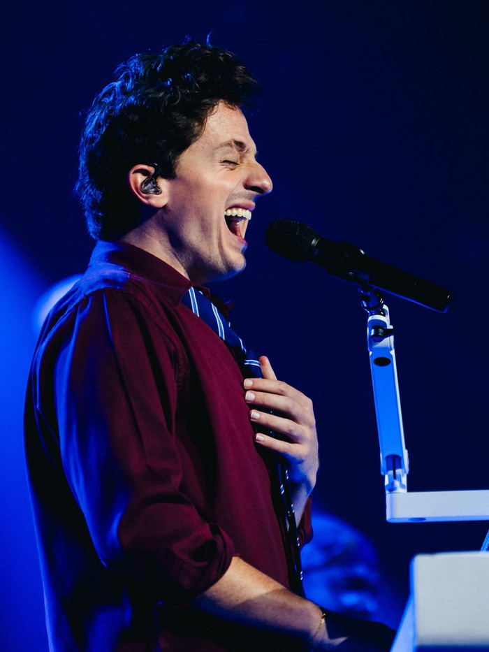 Charlie Puth hủy show sát giờ G, người hâm mộ lo lắng Ảnh 2