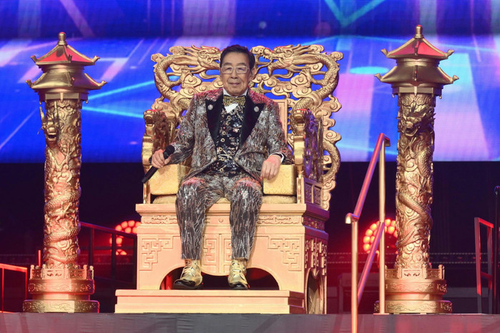 Nam nghệ sĩ lập kỷ lục Guinness ở tuổi 94, nửa showbiz có mặt tại concert để chúc mừng Ảnh 2