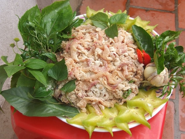 Món gỏi cá nhệch ở Ninh Bình.