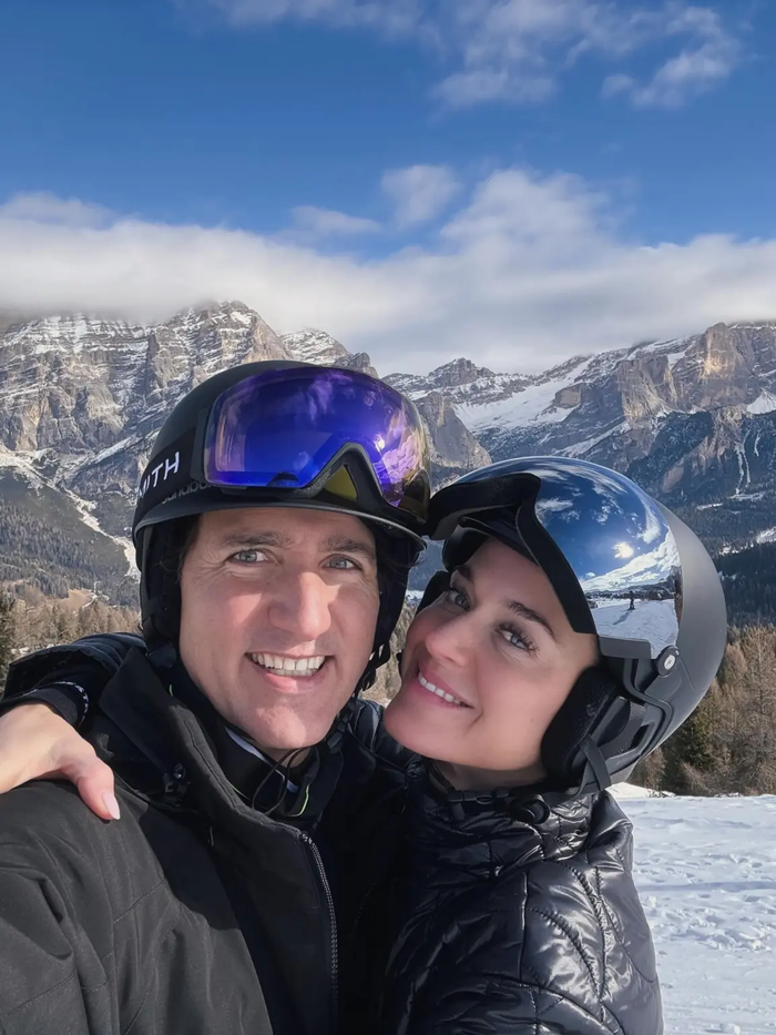 Nguồn tin cũng cho biết Katy Perry đã giới thiệu con gái Daisy Dove với ba người con của Justin Trudeau trước dịp kỷ niệm một năm yêu nhau.