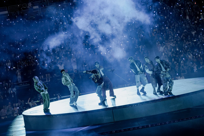 Hơn 900 công chức bị điều động phục vụ concert của BTS, cộng đồng mạng tranh cãi Ảnh 5