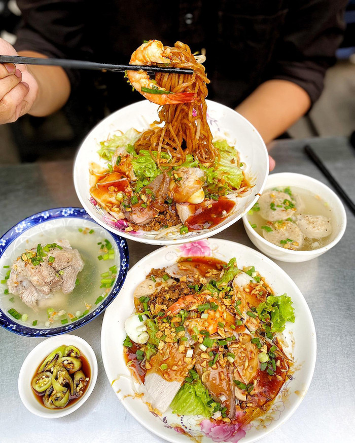 Món hủ tiếu khô