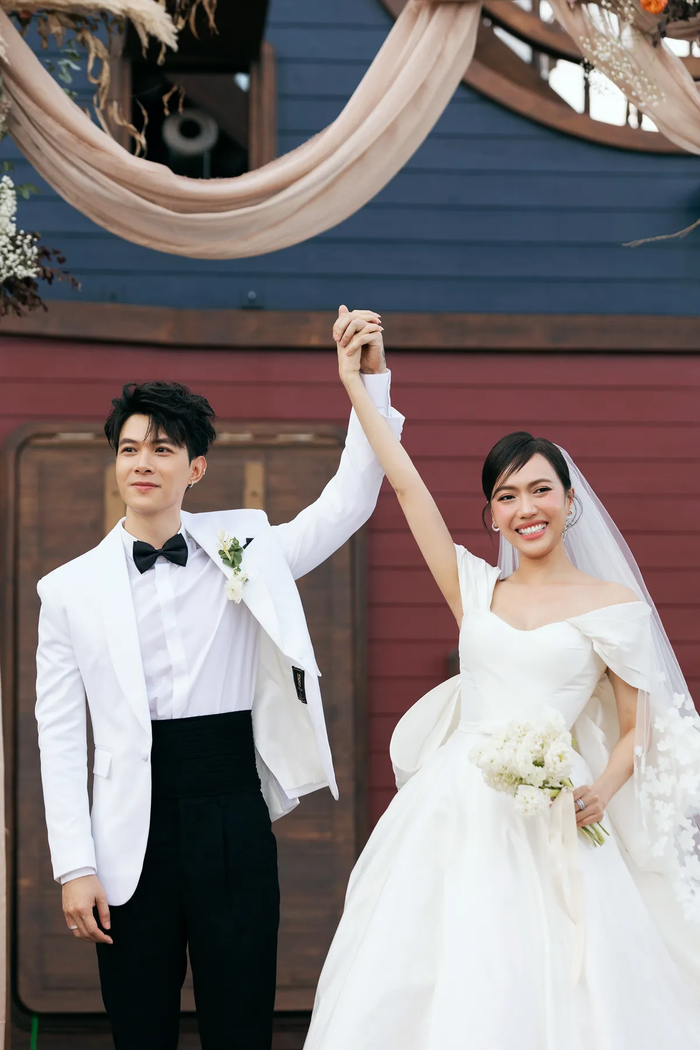 Đám cưới cổ tích của Diệu Nhi và Anh Tú.