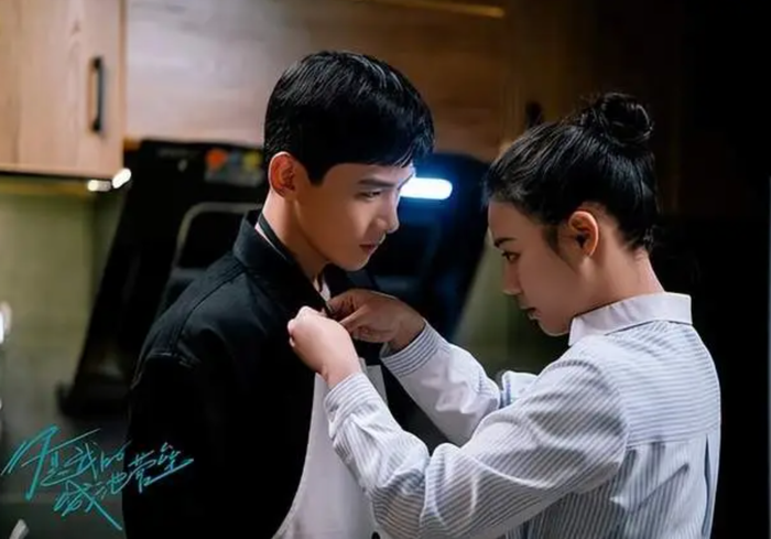 Mối tình giữa nữ bác sĩ và cảnh sát đặc nhiệm nhận được nhiều sự yêu mến. Ảnh: Mango TV