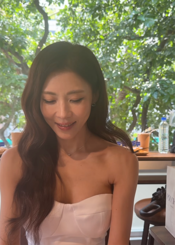 Hình ảnh mới được Ha Ji Won chia sẻ.