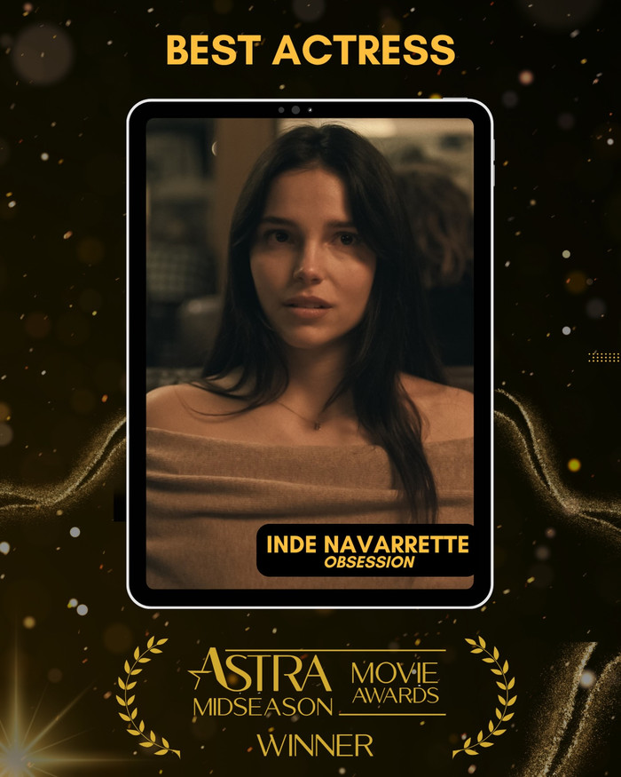Inde Navarrette giành giải Nữ diễn viên chính xuất sắc nhất tại Astra Midseason Movie Awards 2026 nhờ vai diễn trong Obsession. Ảnh: Astra Midseason Movie Awards 2026.
