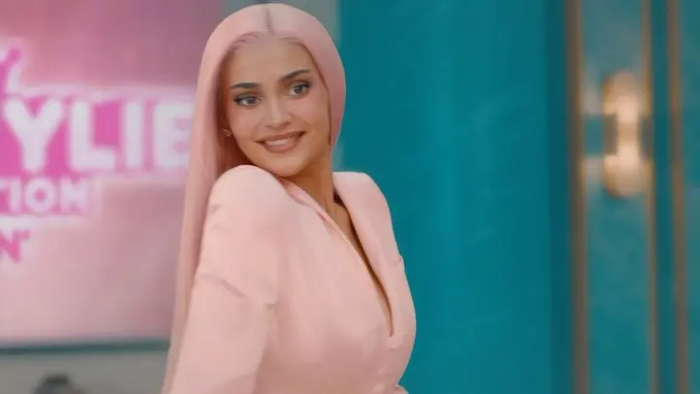 Nữ người mẫu Kylie Jenner gây sốt Ảnh 1