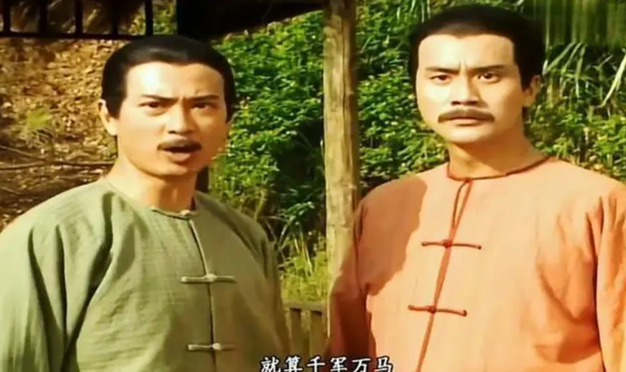 Họ là hai anh em Bạch Hàn Tùng và Bạch Hàn Phong (thường được gọi là Bạch Thị Song Mộc hoặc Bạch Thị Song Sát) thuộc dòng dõi Mộc Vương phủ ở vùng Vân Nam trong tiểu thuyết Kim Dung. Ảnh: Sohu