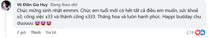 Võ Điền Gia Huy để lại lời chúc mừng dưới bài đăng của Tam Triều Dâng.