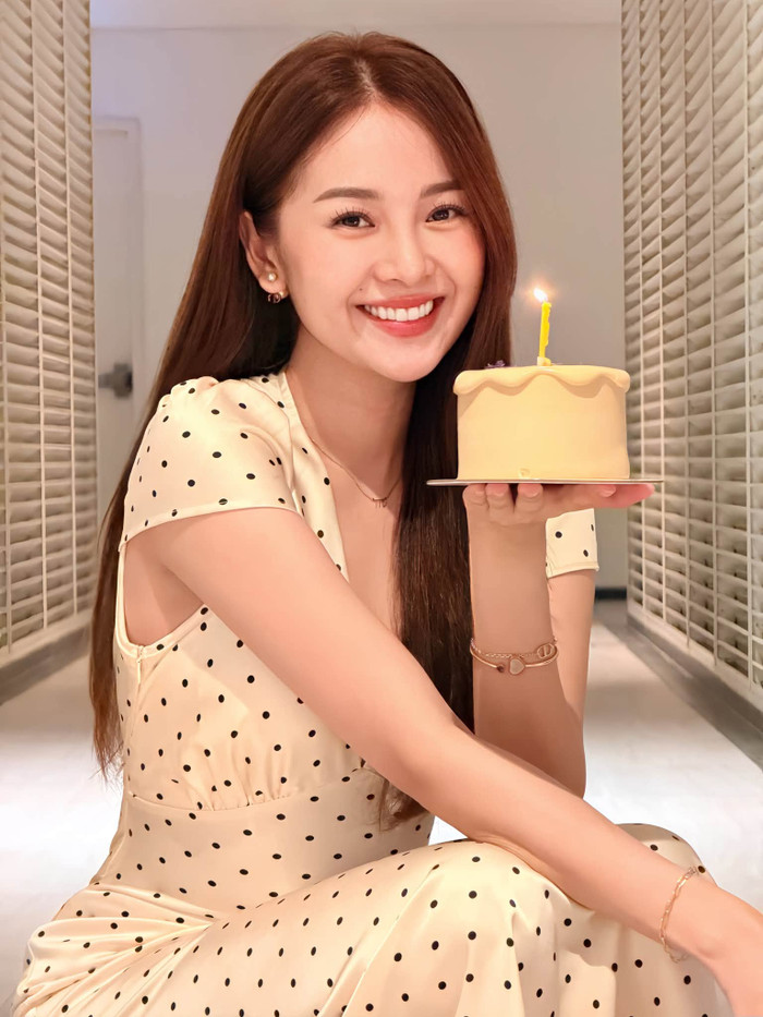 Tam Triều Dâng rạng rỡ trong ngày đón tuổi mới. (Nguồn: FBNV)