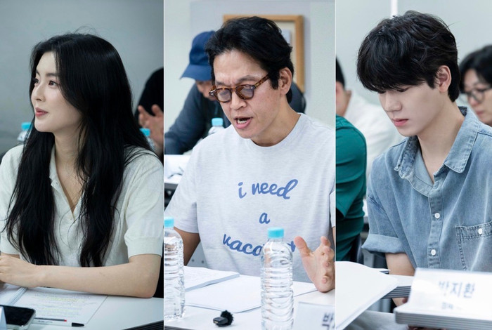 Lee Sun Bin và các diễn viên chính chính thức khởi động The Taste of Prison. Ảnh: Đoàn phim