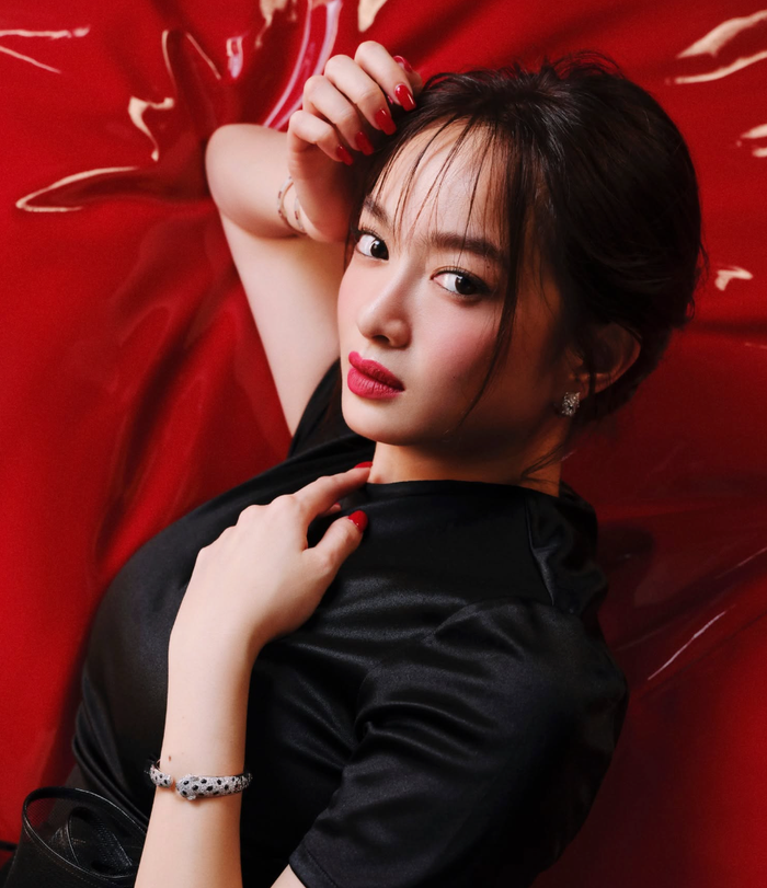 Kaity Nguyễn là một trong những nữ diễn viên có thành tích phòng vé nổi bật của điện ảnh Việt với tổng doanh thu hơn 941 tỷ đồng. Ảnh: FBNV