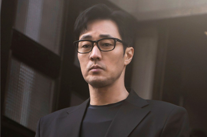So Ji Sub tái xuất với hình tượng người cha mang quá khứ đặc vụ trong Đặc vụ Kim tái khởi động. Ảnh: SBS.&nbsp;