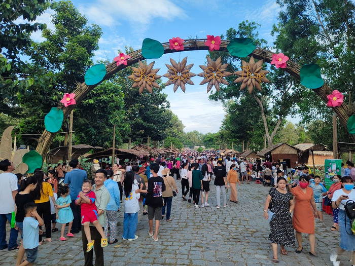 Quang cảnh Chợ quê Gò Tháp. Ảnh: Cổng thông tin Du lịch Đồng Tháp.