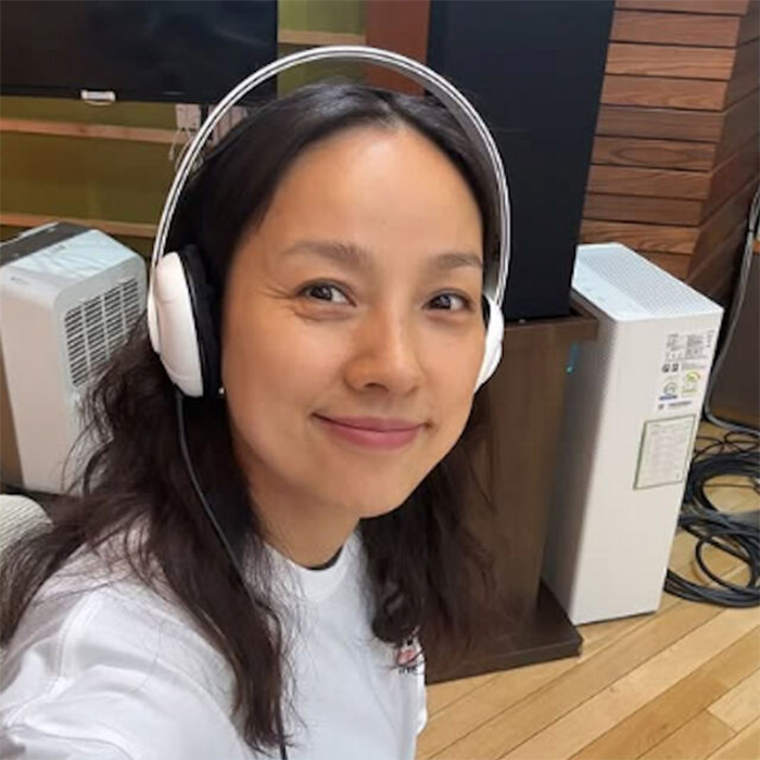 Ca sĩ Lee Hyori vừa khiến người hâm mộ thích thú khi chia sẻ khoảnh khắc đời thường giản dị.
