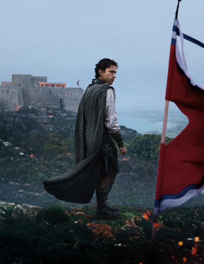 Đạo diễn cho biết ông đã theo dõi Tom Holland từ nhiều năm trước và đánh giá cao khả năng nhập vai của nam diễn viên.