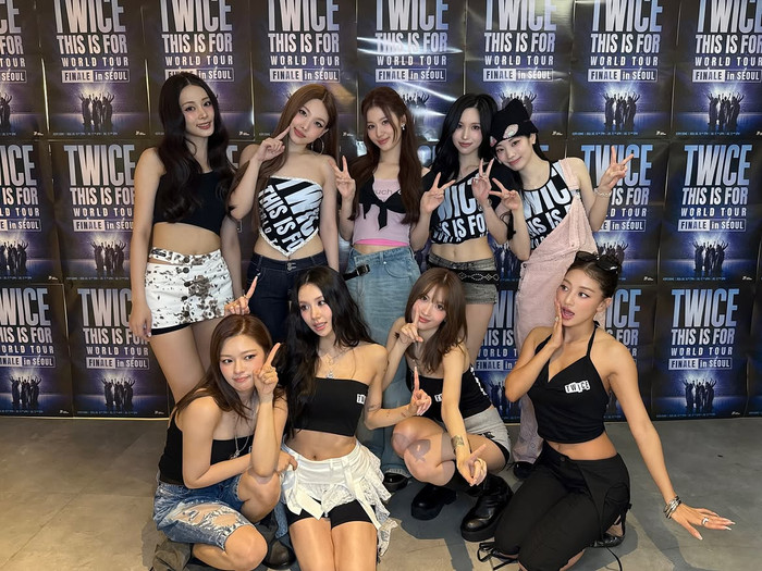 TWICE thông báo tạm ngừng hoạt động tập thể Ảnh 3