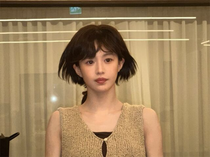 Hình ảnh mới đây của nữ diễn viên Go Yoon Jung.