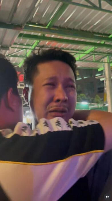 Nam ca sĩ thoát chết trong vụ cháy quán bar khiến 27 người thiệt mạng Ảnh 3