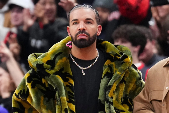 Drake mất trắng 1 triệu USD Ảnh 1