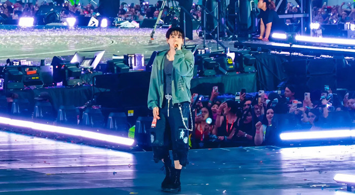 Jungkook lên tiếng về chấn thương trên sân khấu ở London Ảnh 1