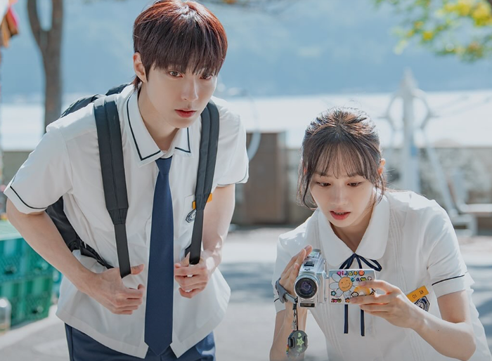 Hwang In Youp và Hyeri lần đầu kết hợp trong Dream to You.
