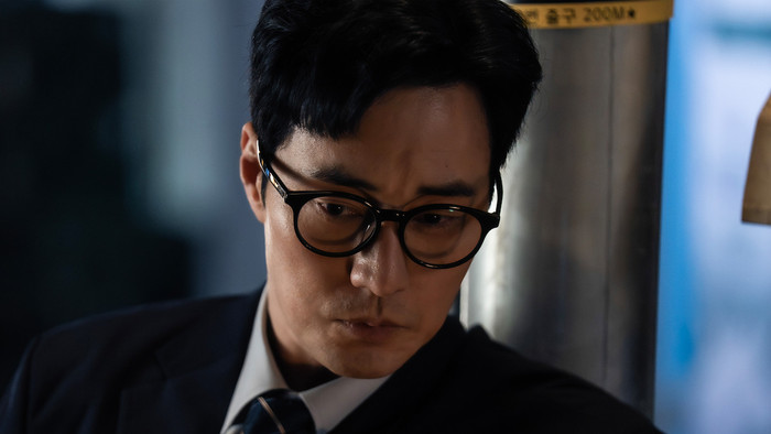 Đặc Vụ Kim Tái Khởi Động xoay quanh nhân vật Kim Do Hyun, cựu điệp viên mang mật danh 'Code 66'.